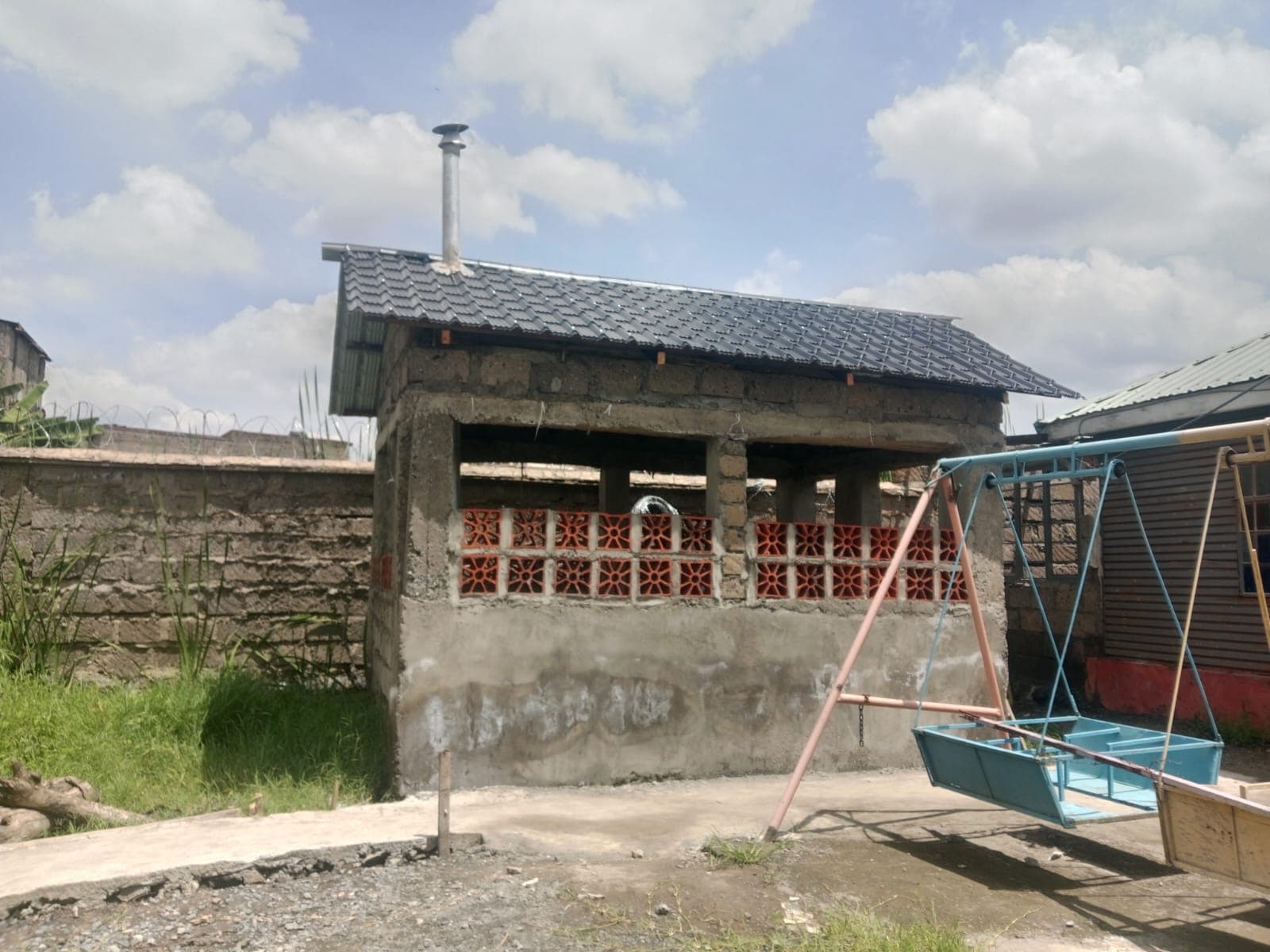 The kitchen from the yard